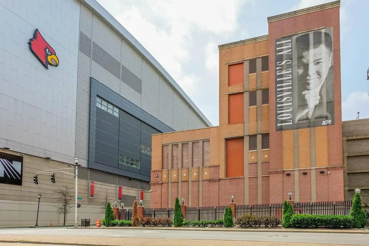 Two Stylish Nulu Cozysuites Louisville 0*,