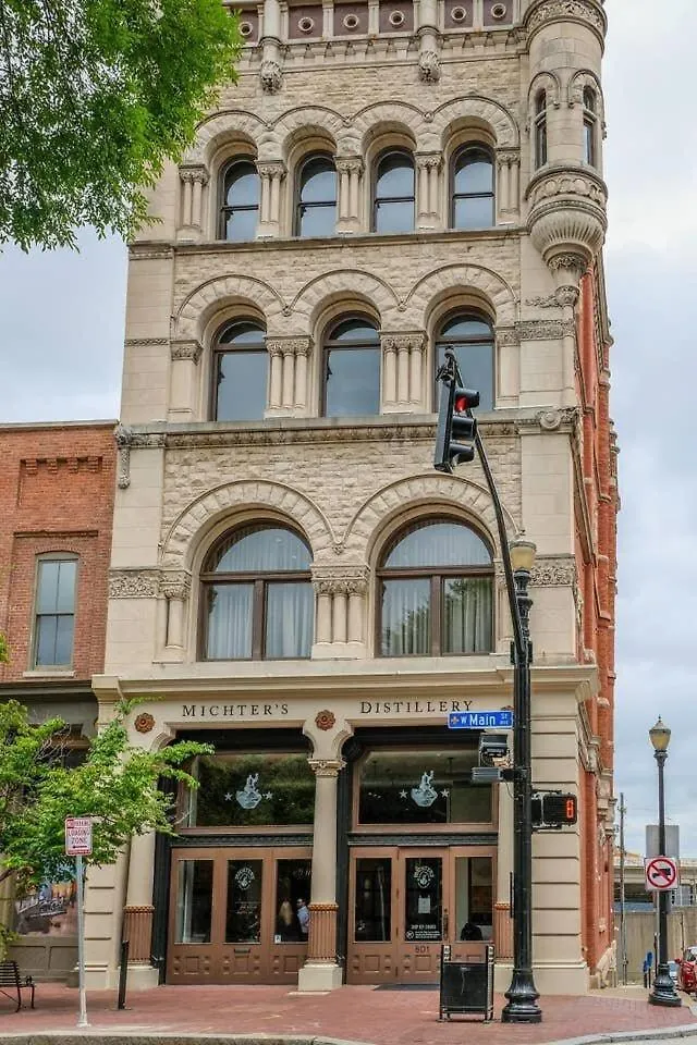 Two Stylish Nulu Cozysuites Louisville