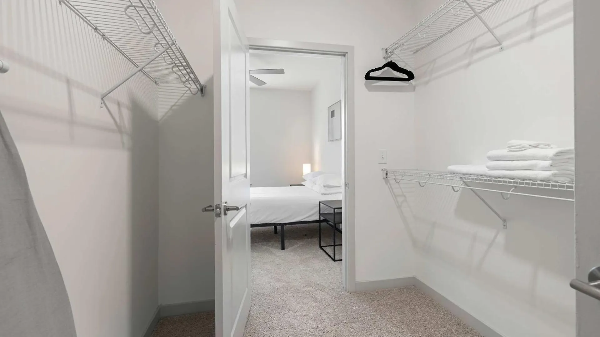 Two Stylish Nulu Cozysuites Louisville
