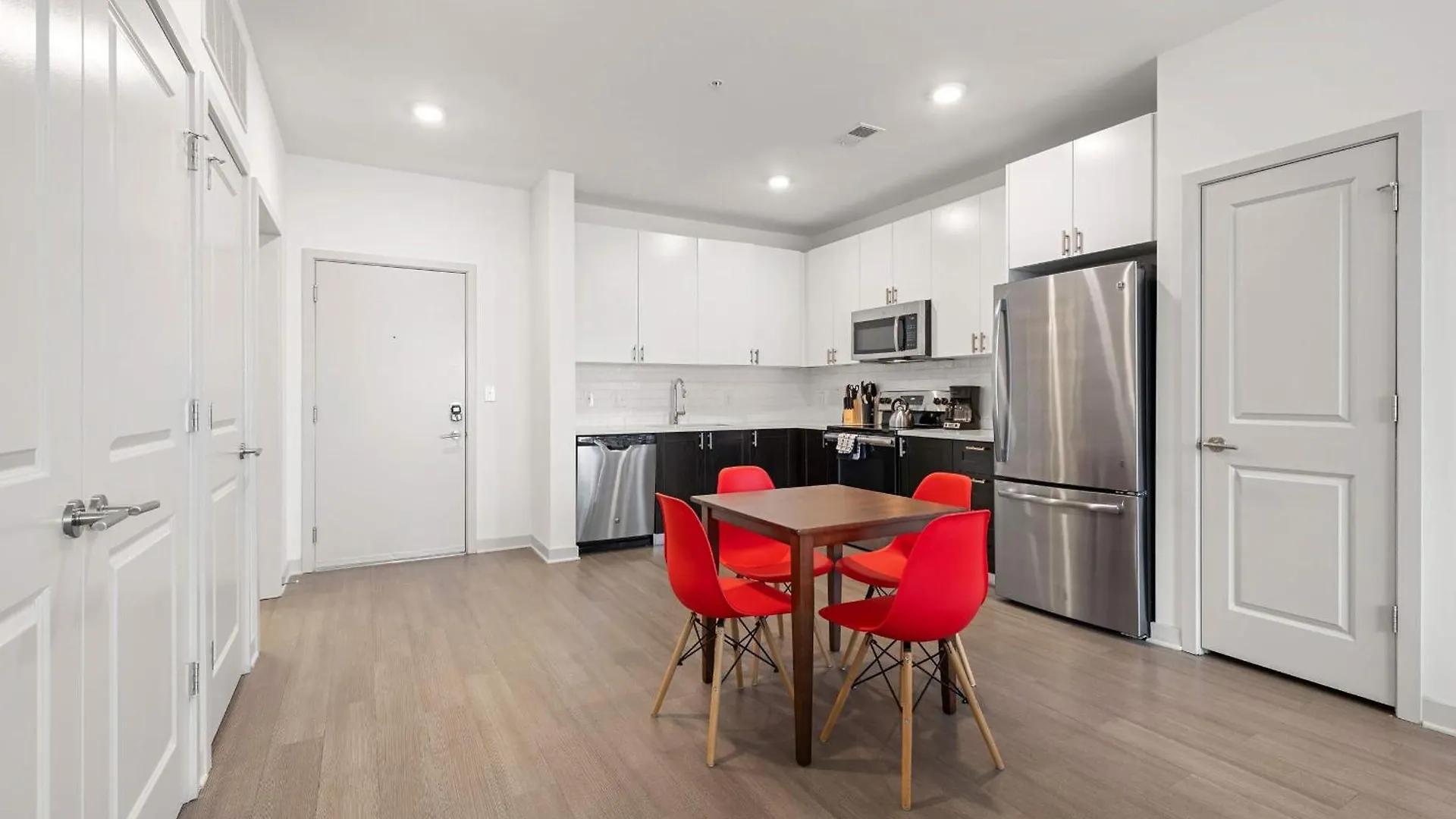Two Stylish Nulu Cozysuites Louisville Stati Uniti